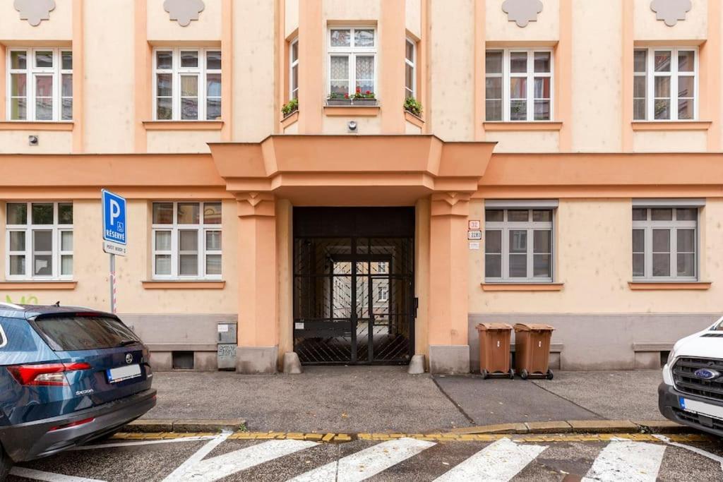 Rooftop 180M2 Loft With Private Sauna, Bratislava Exteriör bild